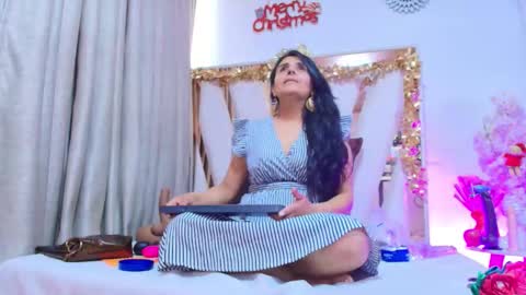 _marcela__ online show from December 3, 1:13 pm