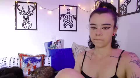 Snapshot of _marcela_wi chatting on January 6, 10:05 pm Marce online show from January 6, 10:05 pm
