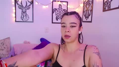 Snapshot of _marcela_wi chatting on February 5, 9:40 pm Marce online show from February 5, 9:40 pm