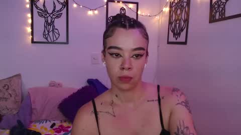 Snapshot of _marcela_wi chatting on February 6, 10:21 pm Marce online show from February 6, 10:21 pm