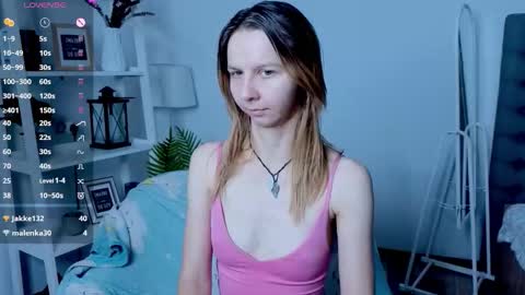 Snapshot of _mari_so chatting on October 14, 10:07 am Scarlett online show from October 14, 10:07 am