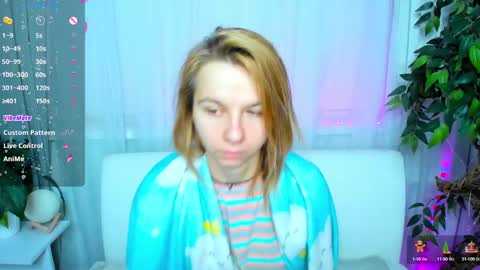 Snapshot of _mari_so chatting on March 5, 2:14 am Scarlett online show from March 5, 2:14 am