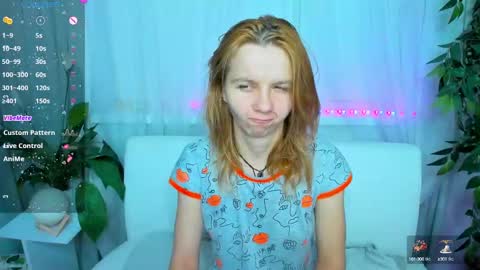 Snapshot of _mari_so chatting on January 26, 1:52 am Scarlett online show from January 26, 1:52 am