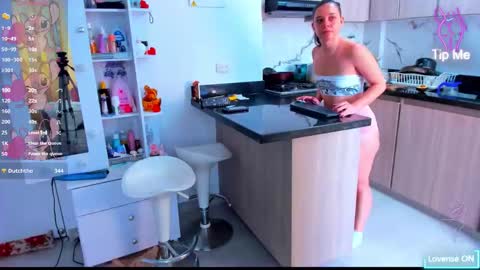 Maria Angel online show from September 23, 6:39 pm