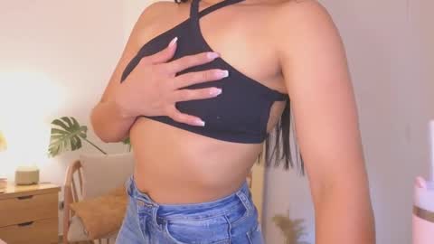 Megan online show from February 1, 8:16 pm