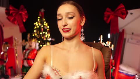 Snapshot of _meganmeow_ chatting on December 21, 10:19 pm Thursday - start 300 GMT online show from December 21, 10:19 pm