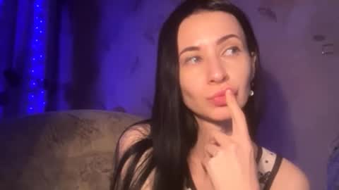 Merry online show from May 22, 4:38 pm