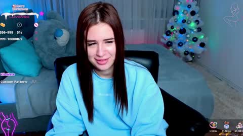 Snapshot of _mila__aa chatting on December 27, 9:11 pm Milana online show from December 27, 9:11 pm