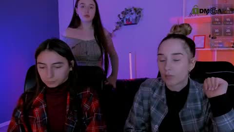 your Mila online show from April 22, 12:46 pm