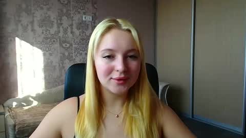 Melanie online show from March 14, 1:12 pm