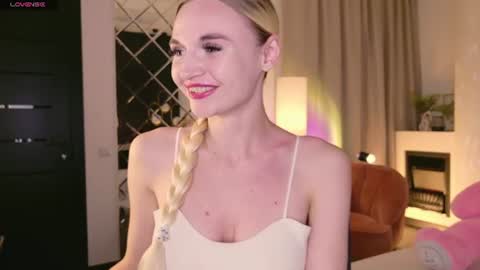 Mila online show from July 13, 9:26 pm