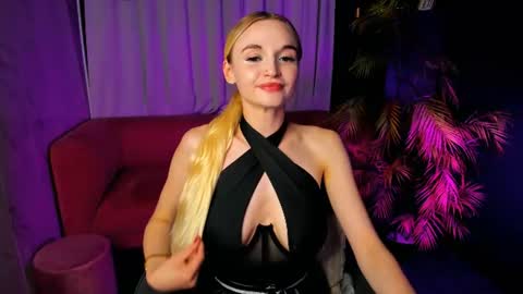Mila online show from July 2, 8:59 pm