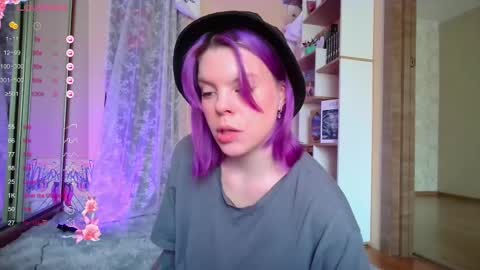 Snapshot of _milky__way__ chatting on March 8, 10:30 am Kate online show from March 8, 10:30 am