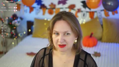 _million_dollarsmile online show from October 27, 10:33 am