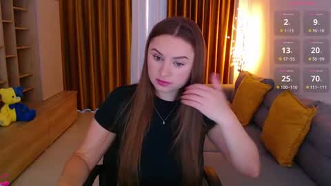 Mia online show from July 23, 7:49 am