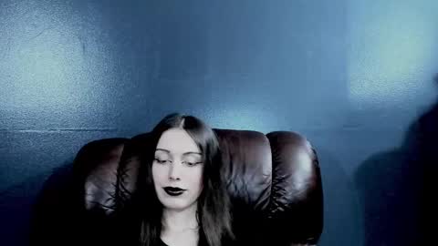 _naamah online show from October 23, 6:25 pm