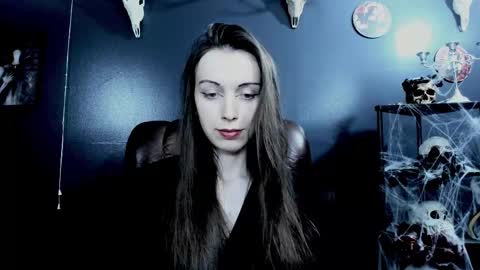 _naamah online show from November 11, 7:11 pm