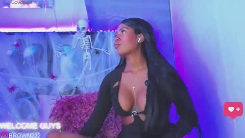 naomi brown online show from October 8, 5:56 am