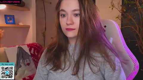 Mia with a big heart  online show from December 20, 12:09 pm