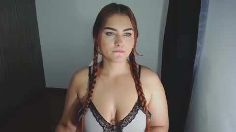 Nina  online show from March 7, 5:38 pm