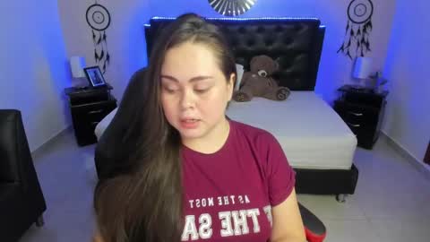 Snapshot of _oliviajoness chatting on September 23, 2:26 pm Olivia jones online show from September 23, 2:26 pm