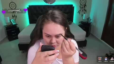 Snapshot of _oliviajoness chatting on October 5, 12:54 pm Olivia jones online show from October 5, 12:54 pm