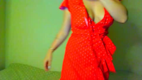 Snapshot of _peony_amazing1jess chatting on October 7, 12:53 pm Jasminefeelings online show from October 7, 12:53 pm