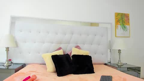 Philipa online show from July 29, 3:28 am