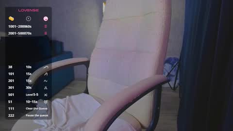 Ilona online show from December 17, 10:30 am