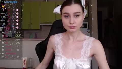 Lili online show from January 19, 10:39 am