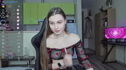 Lili online show from January 6, 10:57 am