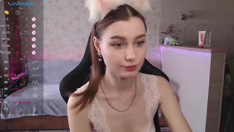 Lili online show from February 14, 10:38 am