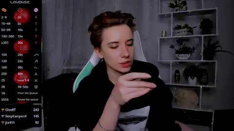 Rein online show from February 12, 1:29 am