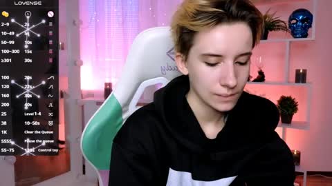 Rein online show from May 20, 4:37 pm