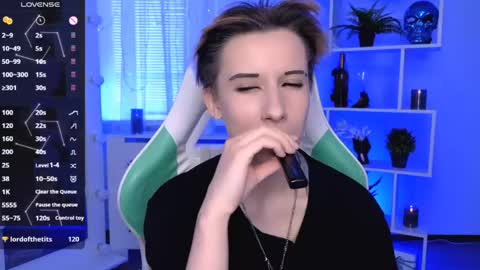 Rein online show from May 27, 3:42 pm