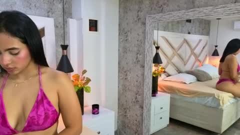 Snapshot of _saara_evans_ chatting on September 15, 8:38 pm Sara online show from September 15, 8:38 pm