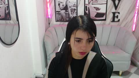 Snapshot of _samantha_b chatting on February 6, 1:21 pm Samantha online show from February 6, 1:21 pm