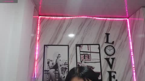 Snapshot of _samantha_b chatting on January 15, 12:47 pm Samantha online show from January 15, 12:47 pm