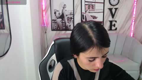 Snapshot of _samantha_b chatting on March 8, 12:50 pm Samantha online show from March 8, 12:50 pm