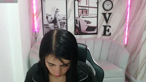 Snapshot of _samantha_b chatting on February 1, 12:37 pm Samantha online show from February 1, 12:37 pm