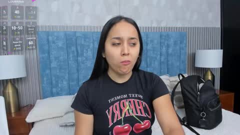 Snapshot of _sammy_fit chatting on September 30, 12:33 pm Antonella online show from September 30, 12:33 pm