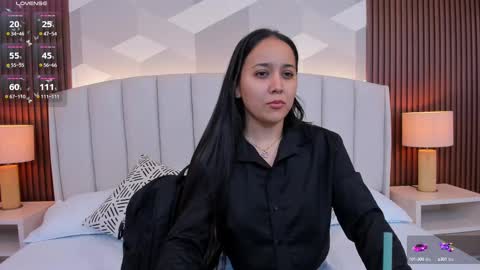Snapshot of _sammy_fit chatting on March 8, 12:18 pm Antonella online show from March 8, 12:18 pm