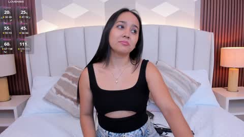 Snapshot of _sammy_fit chatting on January 23, 12:52 pm Antonella online show from January 23, 12:52 pm