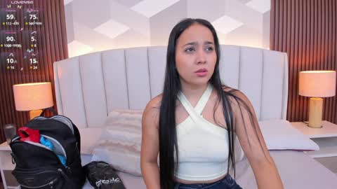 Snapshot of _sammy_fit chatting on January 2, 12:57 pm Antonella online show from January 2, 12:57 pm