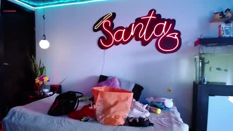  SantaLove  online show from January 24, 8:00 pm