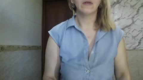  SexyXSveta  online show from July 12, 4:35 am