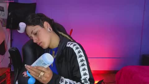 _sharlotte777 online show from October 27, 2:01 pm