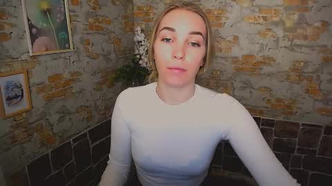 Snapshot of _snow_queen__ chatting on February 20, 4:36 pm Rachel online show from February 20, 4:36 pm