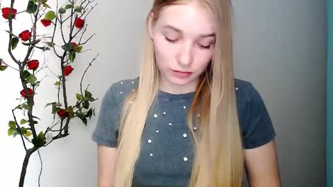 Rachel online show from April 1, 1:41 pm