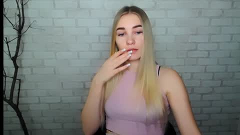 Snapshot of _snow_queen__ chatting on December 31, 7:42 am Rachel online show from December 31, 7:42 am